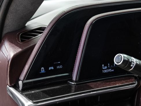 Used 2023 Cadillac Escalade Sport Platinum RWD image 21