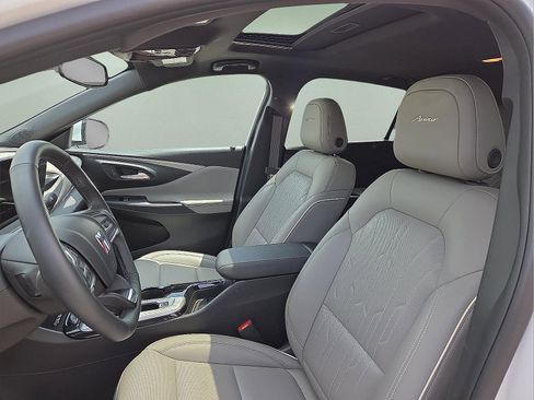 Used 2025 Buick Envista Avenir FWD image 12