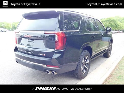 Used 2025 GMC Yukon AT4 Ultimate AWD/4WD image 4