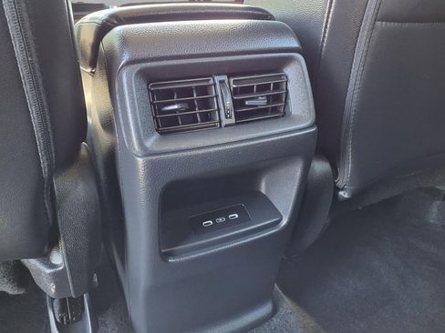 Used 2025 Honda CR-V EX-L image 24