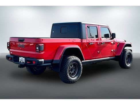 Used 2021 Jeep Gladiator Rubicon AWD/4WD image 6