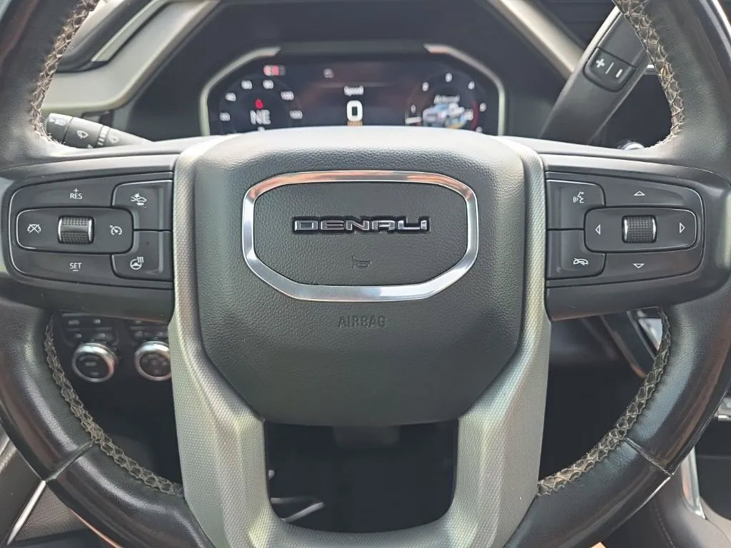 Used 2024 GMC Sierra 3500 Denali w/ Denali Reserve Package AWD/4WD image 24
