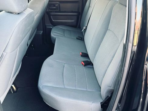 Used 2014 RAM 1500 Express image 19