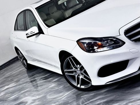 Used 2015 Mercedes-Benz E 350 4MATIC Sedan w/ Premium 1 Package image 4