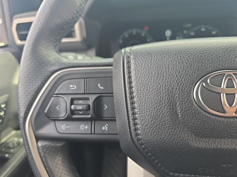 Certified 2026 Toyota 4Runner Platinum AWD/4WD image 21