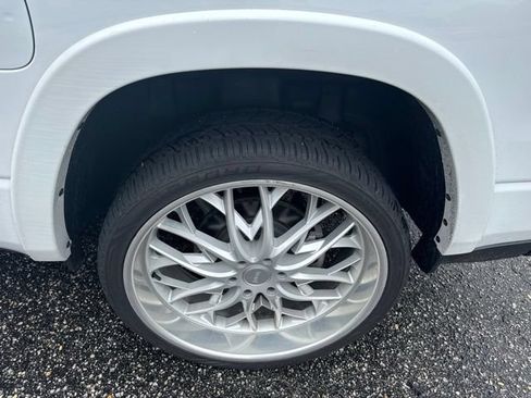 Used 2025 RAM 1500 Limited AWD/4WD image 15