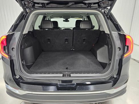 Used 2022 GMC Terrain SLT AWD/4WD image 15