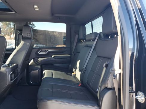 Used 2024 Chevrolet Silverado 2500 High Country w/ Technology Package image 28