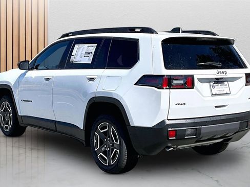 New 2026 Jeep Cherokee Laredo AWD/4WD image 7