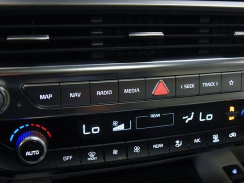 Used 2022 Kia Telluride S image 18