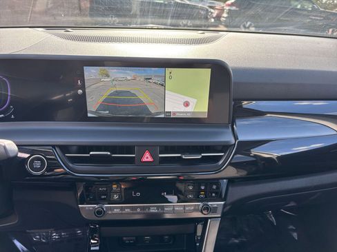 Used 2025 Kia Seltos S image 18