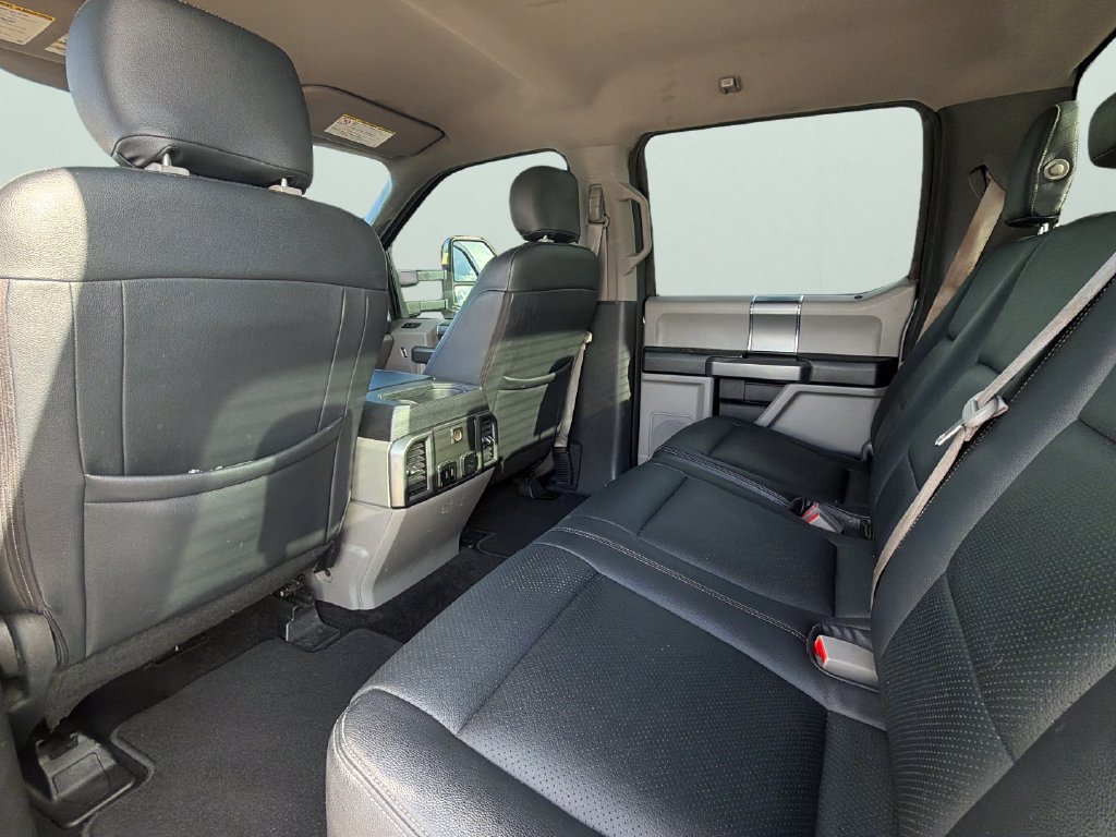 Used 2018 Ford F250 XLT w/ XLT Premium Package AWD/4WD image 27