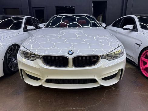Used 2015 BMW M4 Convertible RWD image 2