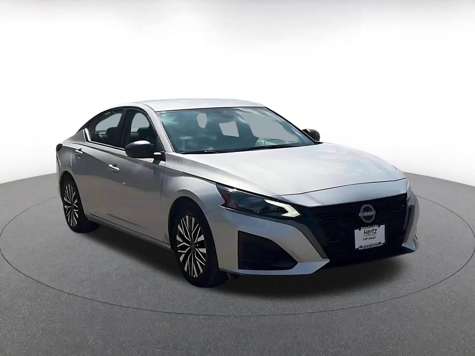 Used 2026 Nissan Altima 2.5 SV FWD image 3