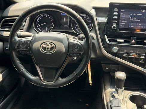Certified 2021 Toyota Camry SE FWD image 14