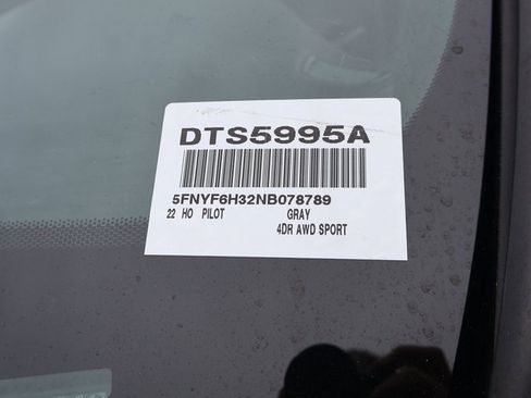 Used 2022 Honda Pilot Sport image 35