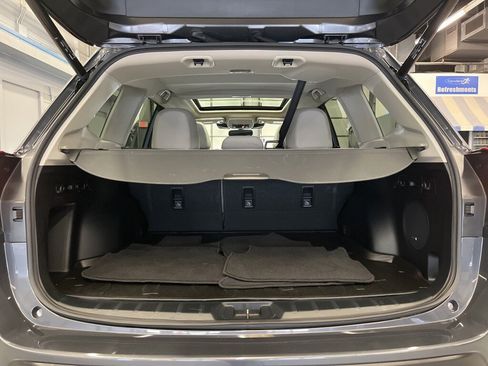Certified 2024 Subaru Forester Limited image 32