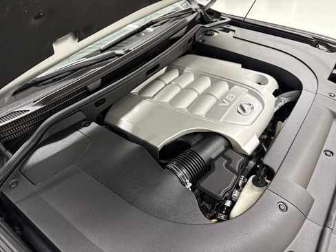 Used 2013 Lexus LX 570 4WD image 13