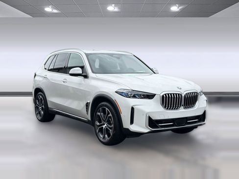 Certified 2026 BMW X5 xDrive40i AWD/4WD image 7