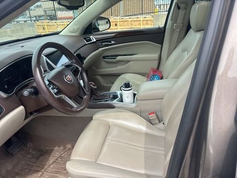 Used 2016 Cadillac SRX Premium image 7