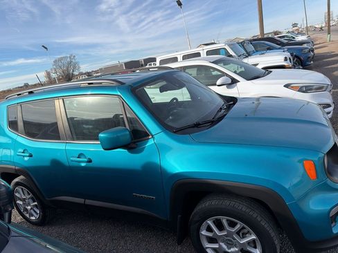 Used 2021 Jeep Renegade Latitude w/ Convenience Group image 10