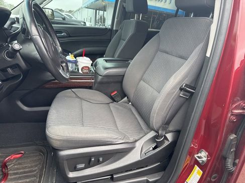 Used 2019 GMC Yukon SLE w/ SLE Value Package image 3