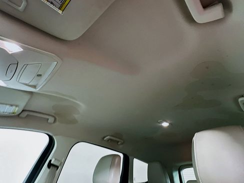 Used 2018 Ford Escape SEL FWD image 11