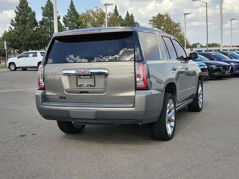 Used 2019 GMC Yukon Denali w/ Denali Ultimate Package AWD/4WD image 12