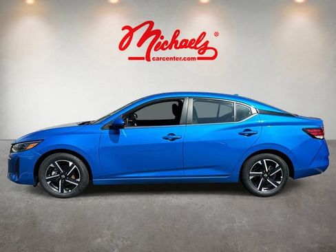 Used 2025 Nissan Sentra SV FWD image 5