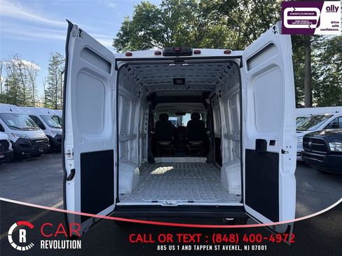 Used 2025 RAM ProMaster 2500 w/ Convenience Group FWD image 6