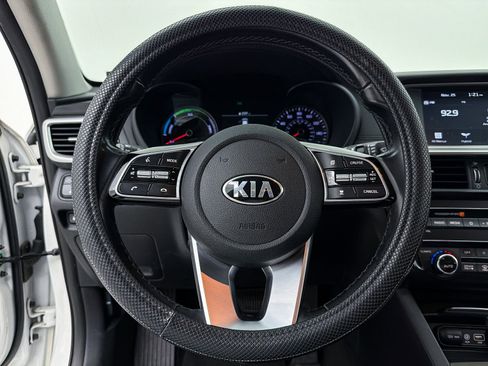 Used 2020 Kia Optima EX image 3