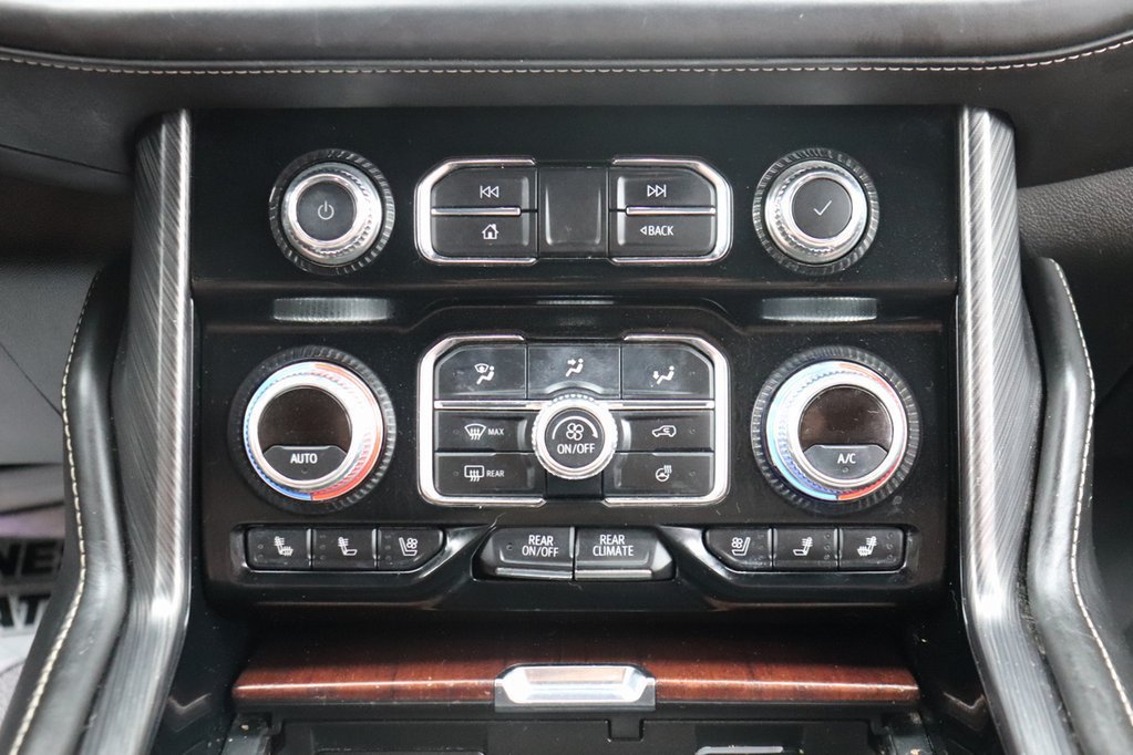 Used 2023 GMC Yukon XL Denali Ultimate AWD/4WD image 29
