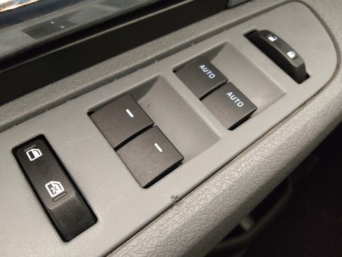 Used 2014 Ford F150 XLT w/ Equipment Group 302A Luxury image 27