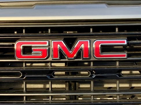 New 2026 GMC Sierra 1500 Elevation image 22