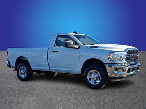 Used 2024 RAM 2500 Tradesman w/ Chrome Appearance Group image 3