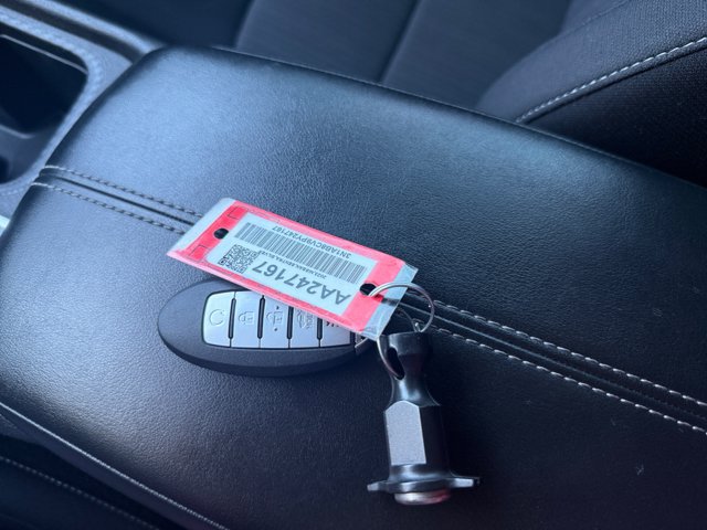 Used 2023 Nissan Sentra SV FWD image 17