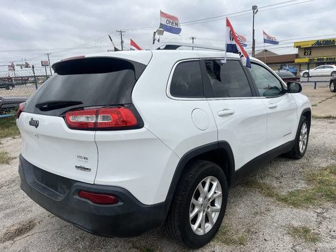 Used 2015 Jeep Cherokee Latitude FWD image 7