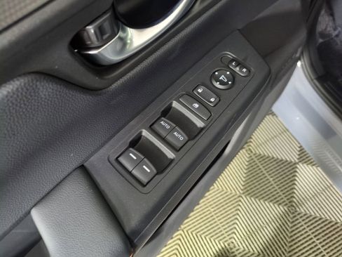 Used 2023 Honda CR-V Sport image 11