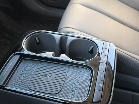 Used 2025 Hyundai Ioniq 5 SEL image 32