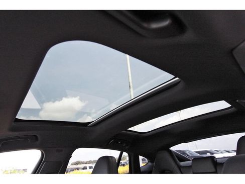 Used 2020 Porsche Panamera 4 AWD/4WD image 30