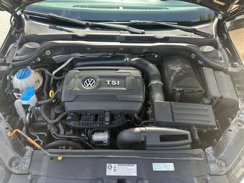 Used 2015 Volkswagen Jetta Sport FWD image 30