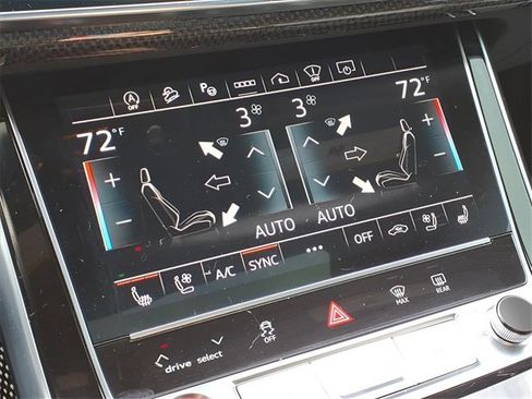 Used 2023 Audi SQ8 Prestige image 10