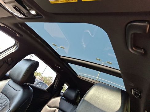 Certified 2023 Kia Sportage X-Pro Prestige image 16