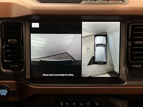 Used 2024 Ford Bronco Outer Banks image 17