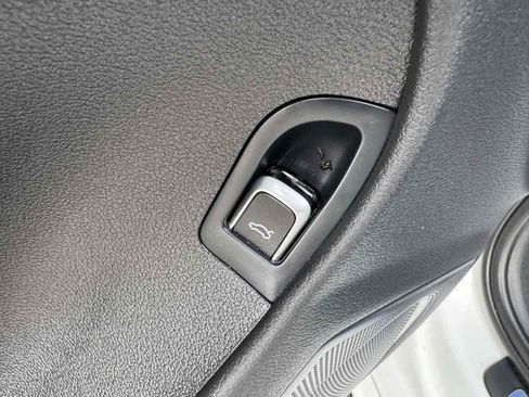 Used 2016 Audi A4 2.0T Premium Plus w/ Technology Package image 29