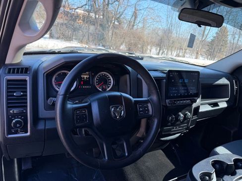 Used 2017 RAM 1500 Express w/ Express Value Package image 22