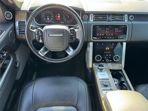 Used 2018 Land Rover Range Rover HSE image 14