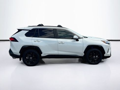 Certified 2025 Toyota RAV4 SE w/ Convenience Package AWD/4WD image 4