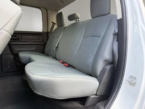 Used 2017 RAM 1500 Express AWD/4WD image 12