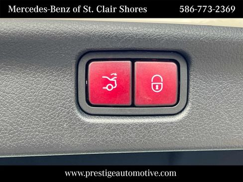 Used 2022 Mercedes-Benz C 300 4MATIC Sedan image 13